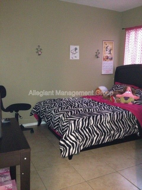 Building Photo - 2396 Turpin Dr