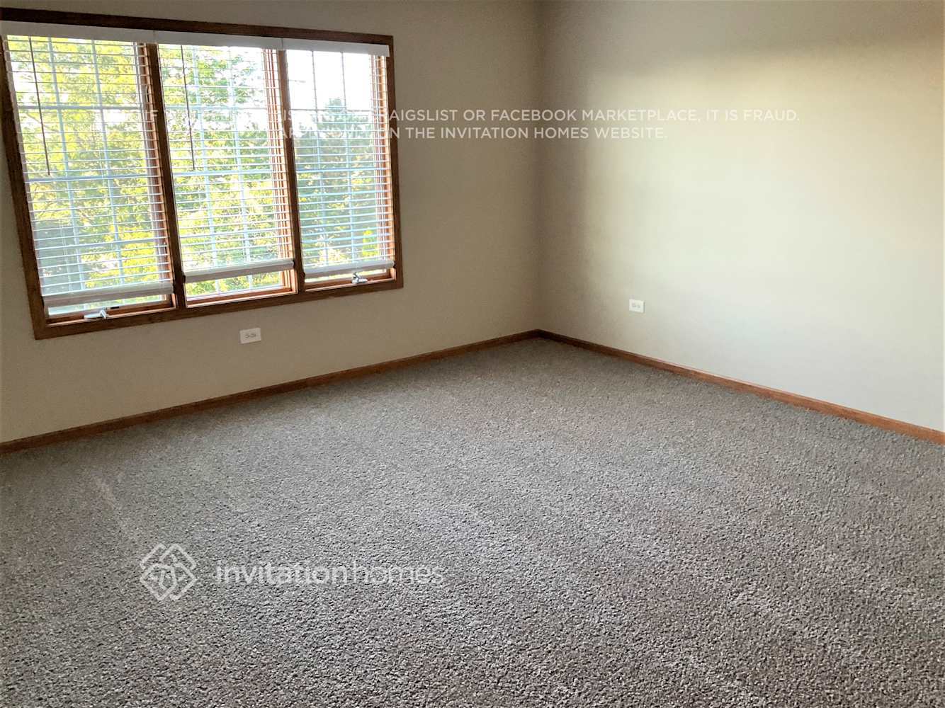 Building Photo - 8172 Parkview Ln