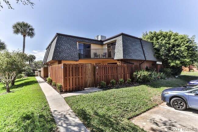 Primary Photo - 54 Cedar Dunes Dr