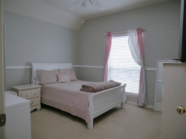 Building Photo - 17619 Emerald Garden Ln