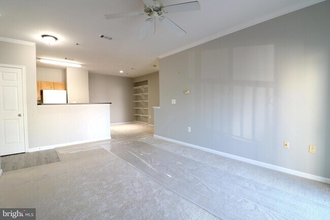 Building Photo - 5117 Travis Edward Way