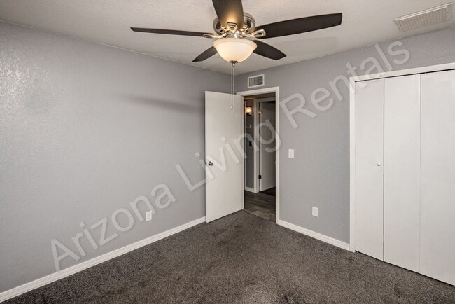Building Photo - 3211 Pintail Dr