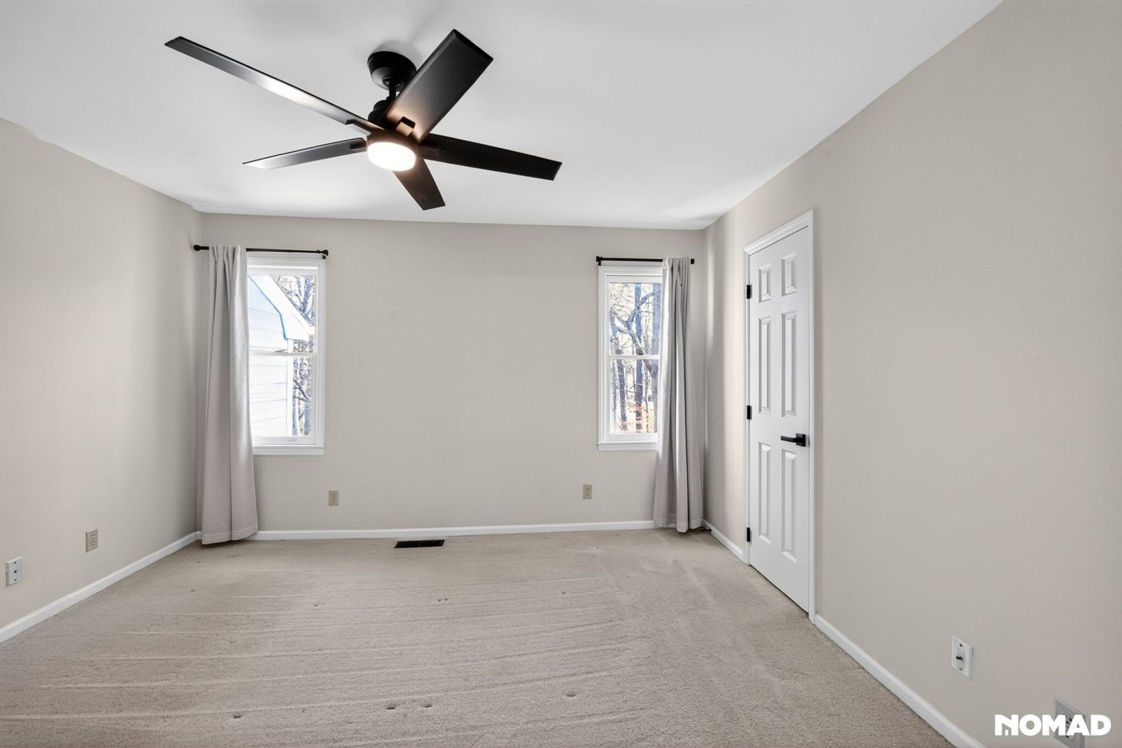 Building Photo - 533 Oak Run Dr