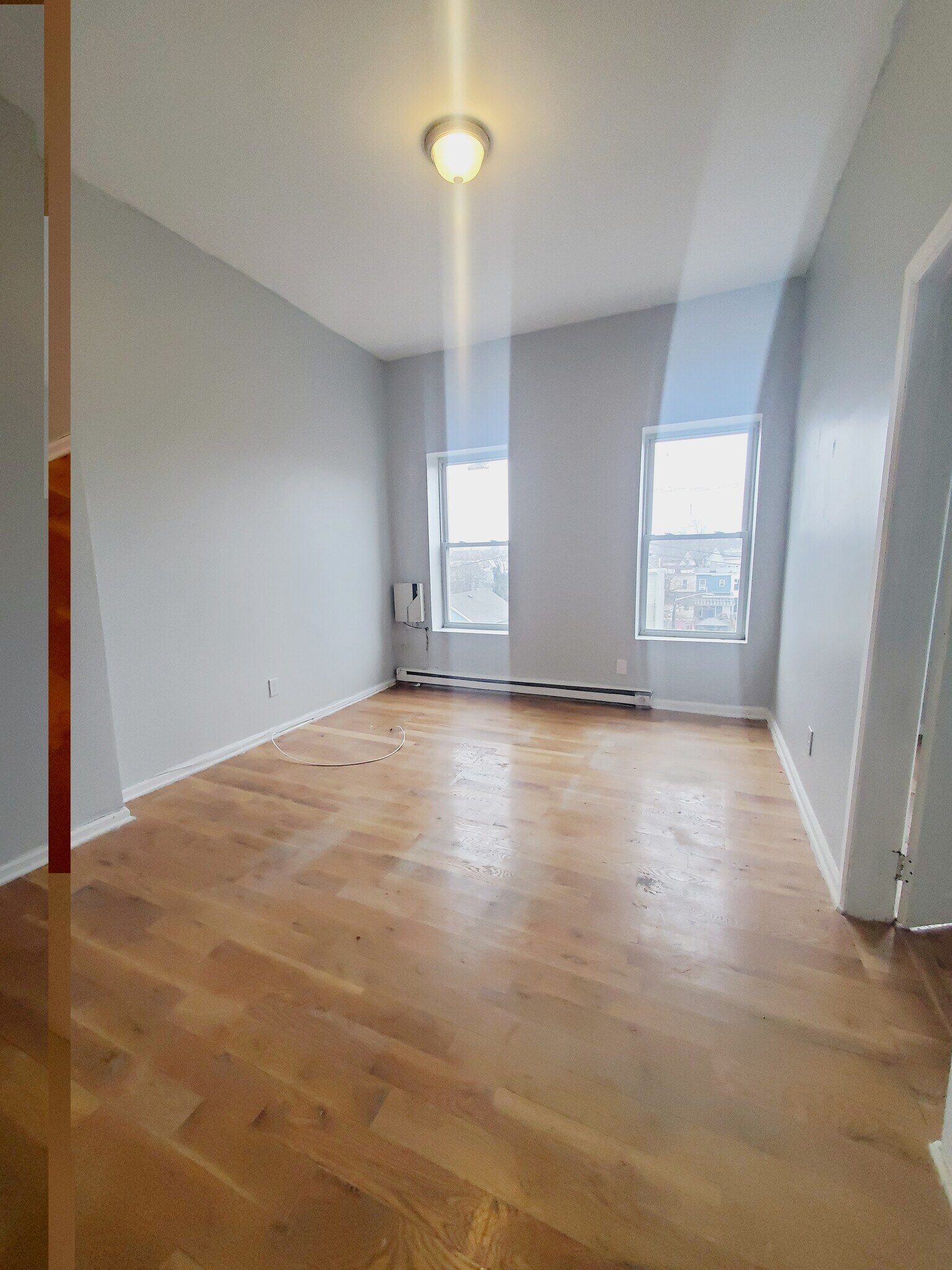 Building Photo - 366 Forrest St