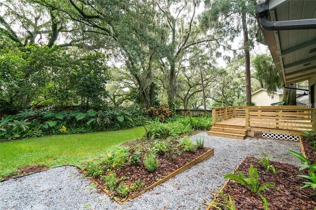 Building Photo - 8303 N River Oaks Ct