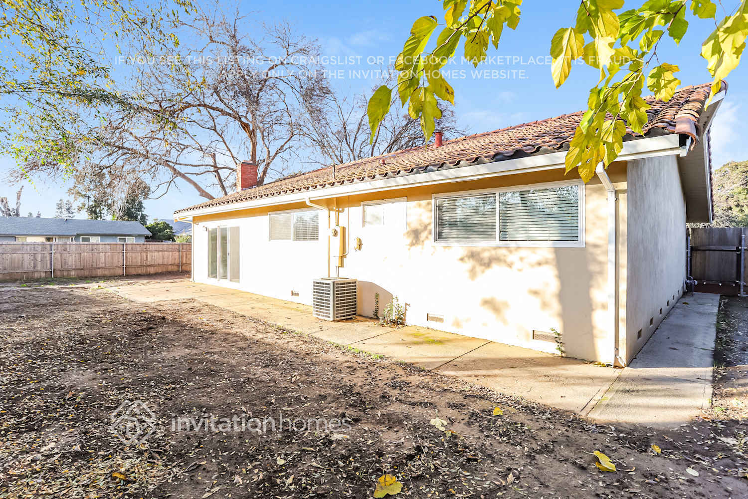 Building Photo - 640 W El Camino Ave