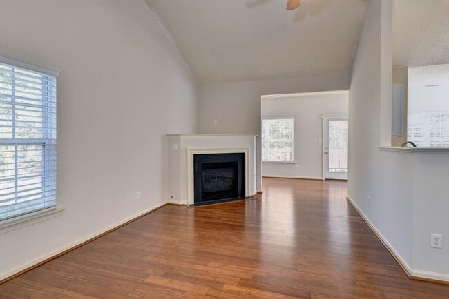 Building Photo - Peaceful Retreat in Willow Lakes