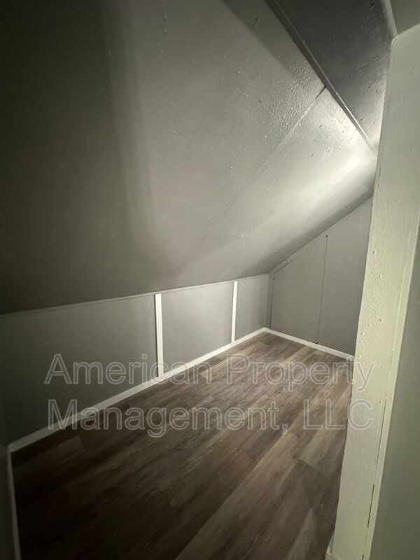 Building Photo - 7050 E 71st Ct