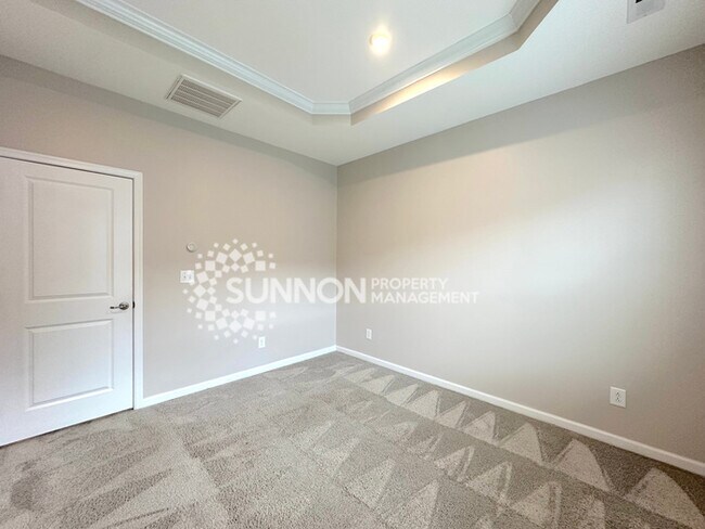 Building Photo - 3 Bedroom Townhome in Mountain Island