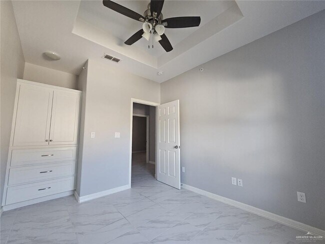 Building Photo - 15 Texas S Blvd