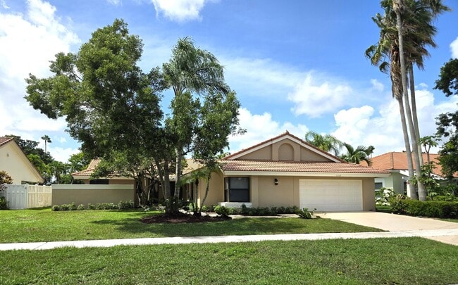 Primary Photo - 11354 Island Lakes Ln