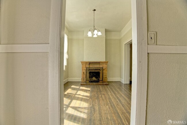 Building Photo - 1218 York St