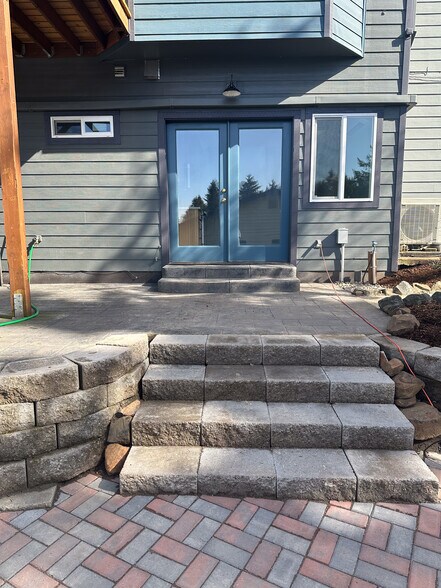 Building Photo - 2508 Park Forest Dr