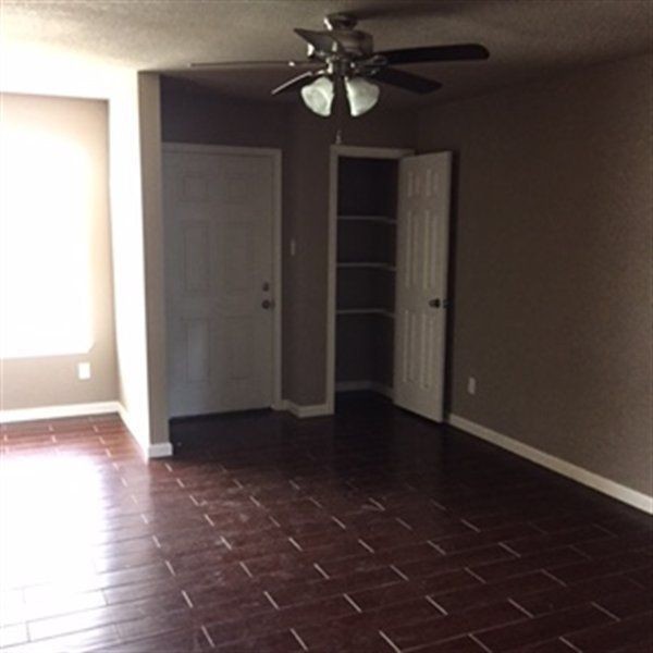 Building Photo - Pine Shadows 1BR/1BA Apartment