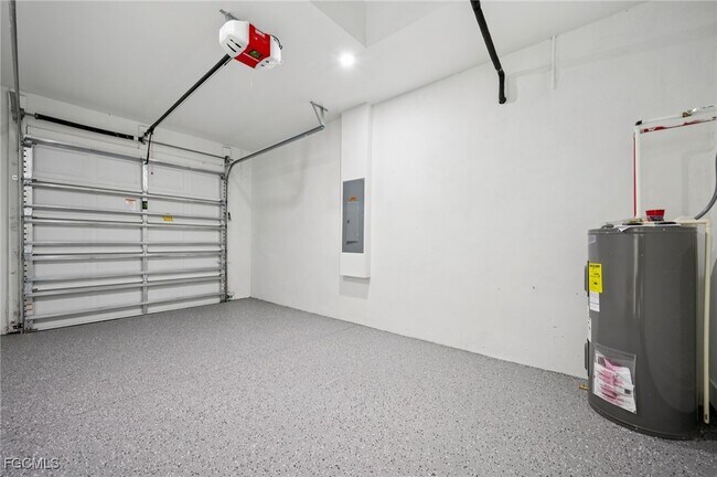 Building Photo - 2403 Quentin Ave S