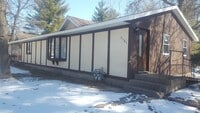 Building Photo - 2 Bedroom Duplex