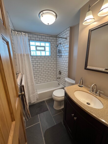 Building Photo - 203 Lovering Ave