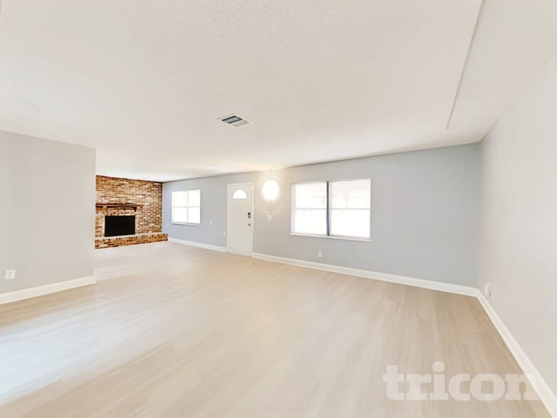 Building Photo - 4905 Leprechaun Way