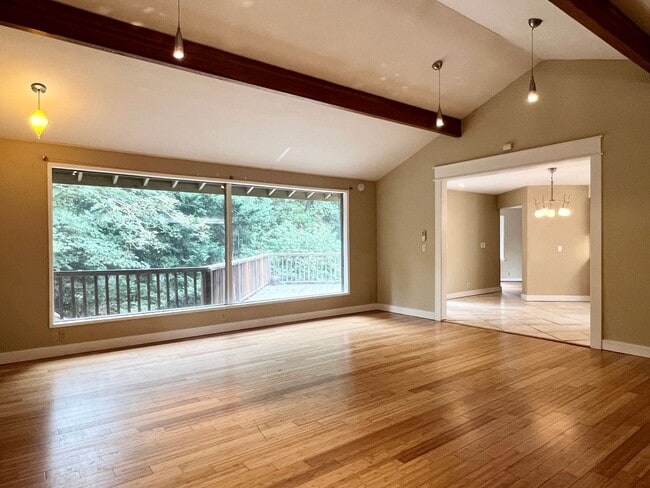 Building Photo - 10340 Fischer Pl NE