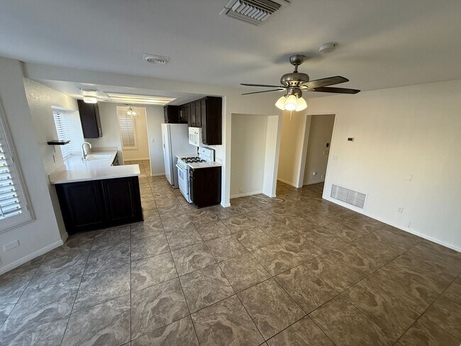 Building Photo - Spacious 4-Bedroom Home with Solar, Pool & Spa in Lancaster!