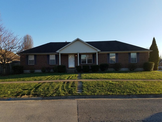 Primary Photo - 3916 Hillcross Dr