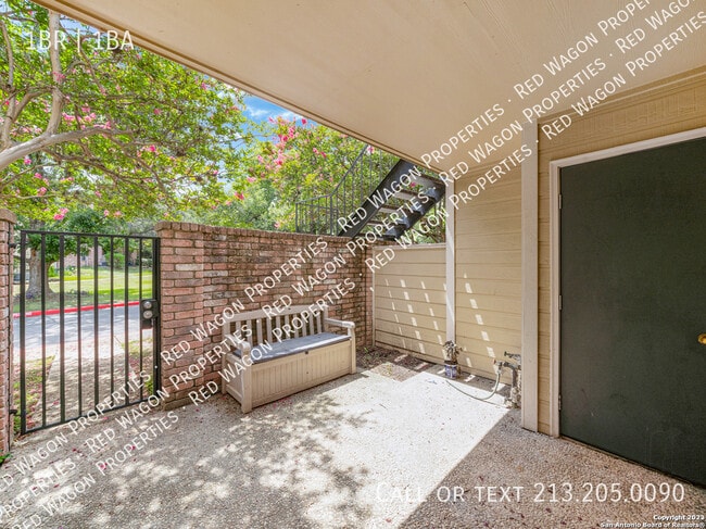 Building Photo - 11610 Vance Jackson Rd