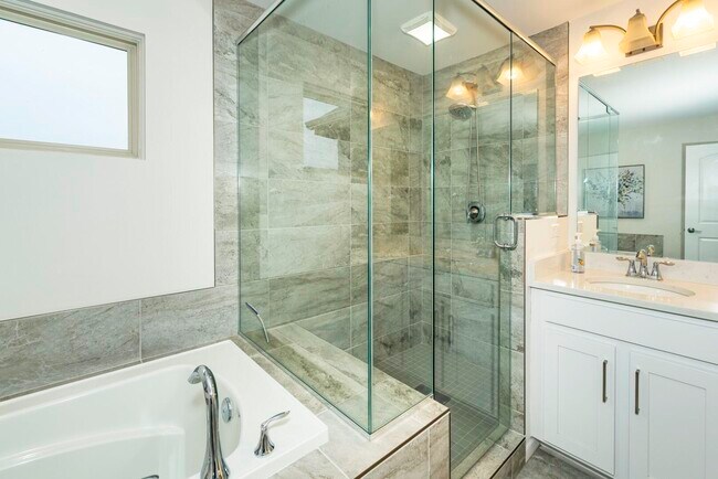 Building Photo - 50236 Amberwood Rd