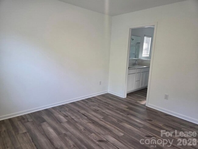 Building Photo - 721 Espresso Dr