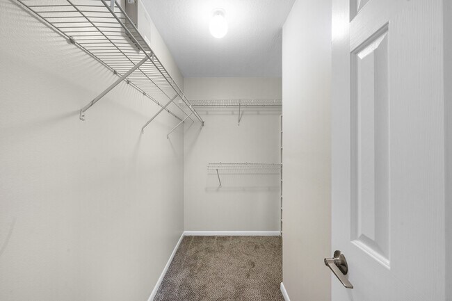 Building Photo - 19423 Rebel Yell Dr