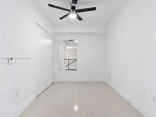 Building Photo - 7935 East Dr