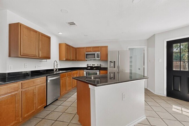Building Photo - 11517 Chatam Berry Ln
