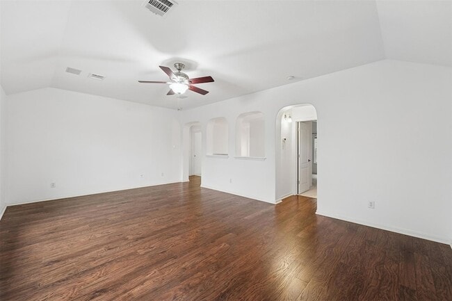 Building Photo - 4212 Pasada Ln