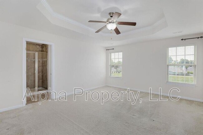Building Photo - 28 Irvington Dr