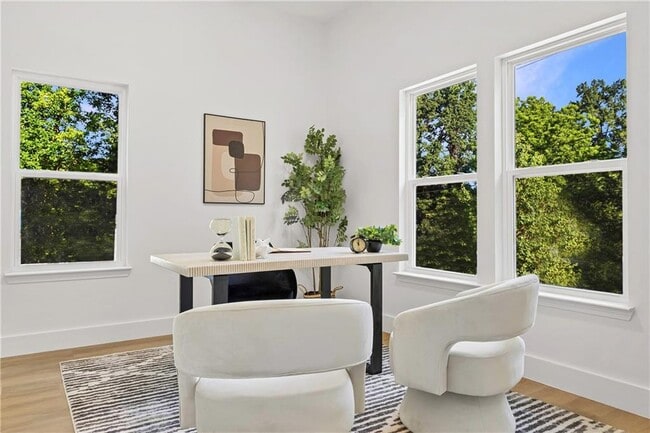 Building Photo - 3183 Zion St