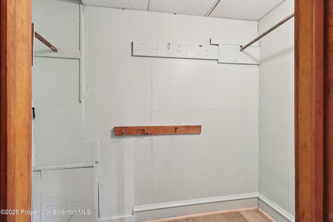 Building Photo - 1638 Sanderson Ave