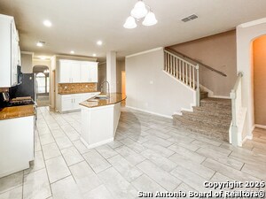 Building Photo - 702 Lorimor Ct