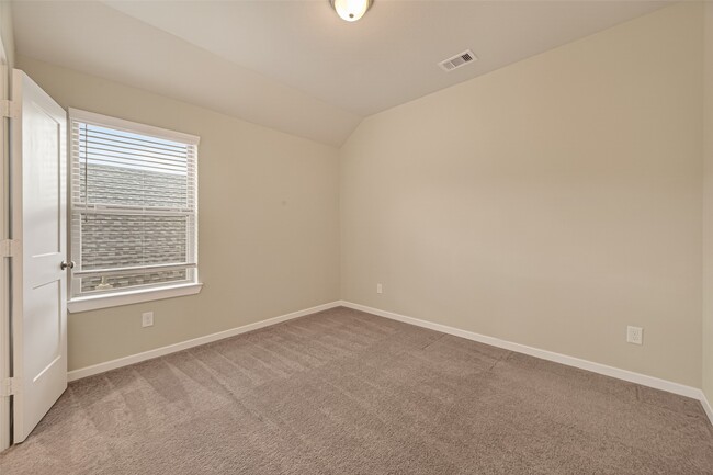 Building Photo - 10549 Wild Chives