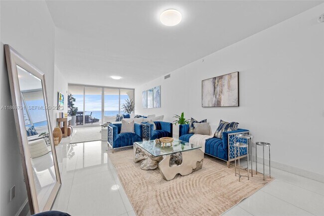 Building Photo - 16901 Collins Ave