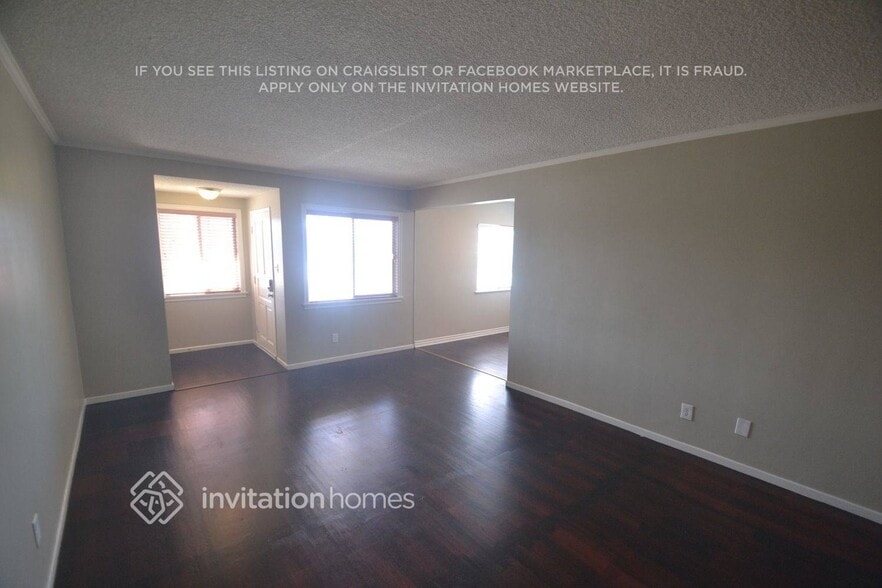 Building Photo - 533 W 224th St