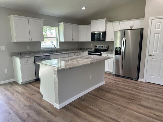 Building Photo - 115 Juniper Run