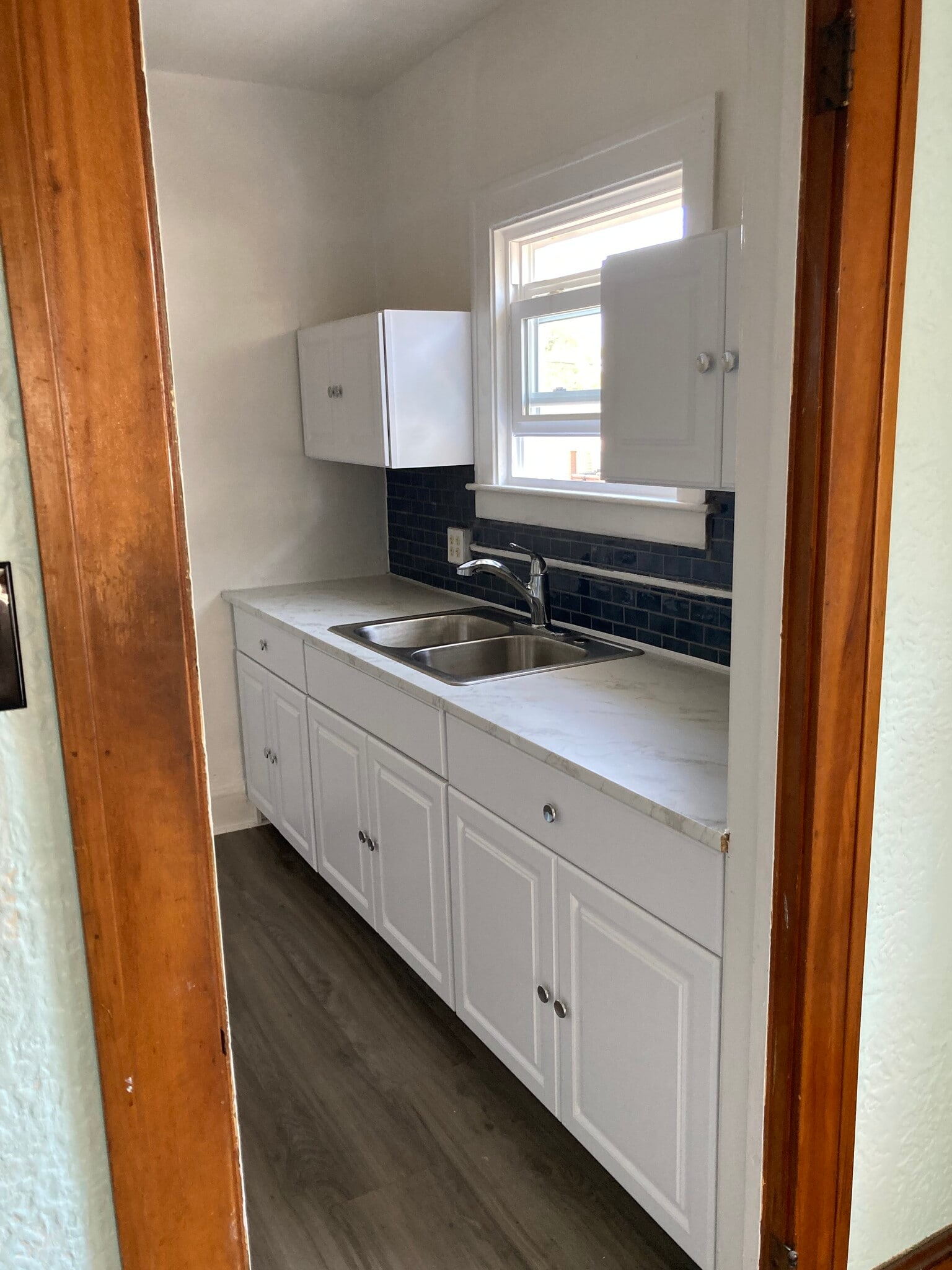 Kitch new cabinets/sink/faucet - 3821 Wayne Ave