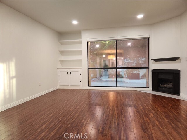 Building Photo - 413 Hawthorne St