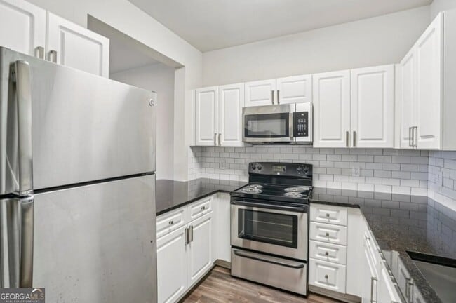 Building Photo - 405 Philip Blvd