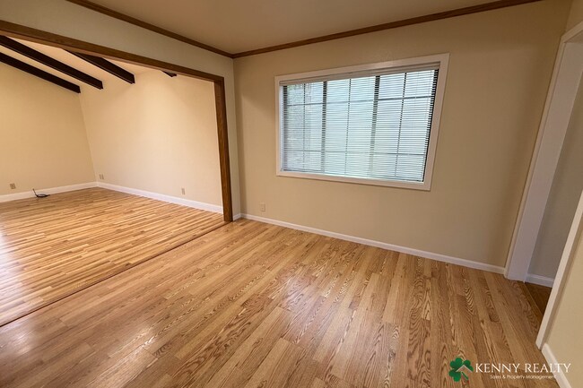 Building Photo - Beautifully Remodeled 4-Bedroom Home with Bonus Family Room & Large Private Yard in South San Fra...