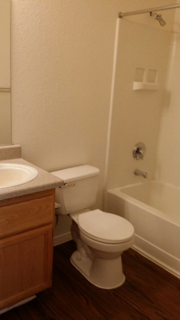 Building Photo - We Pay Referrals - A Move-In Ready Condo!