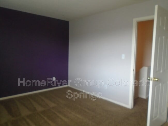 Building Photo - 6262 Baxter Dr