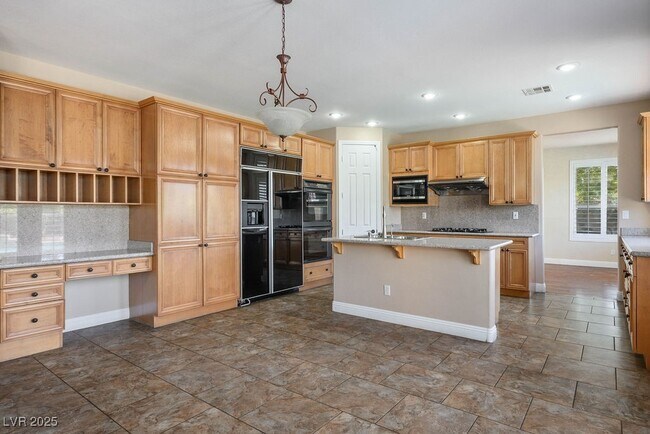 Building Photo - 1813 Country Meadows Dr