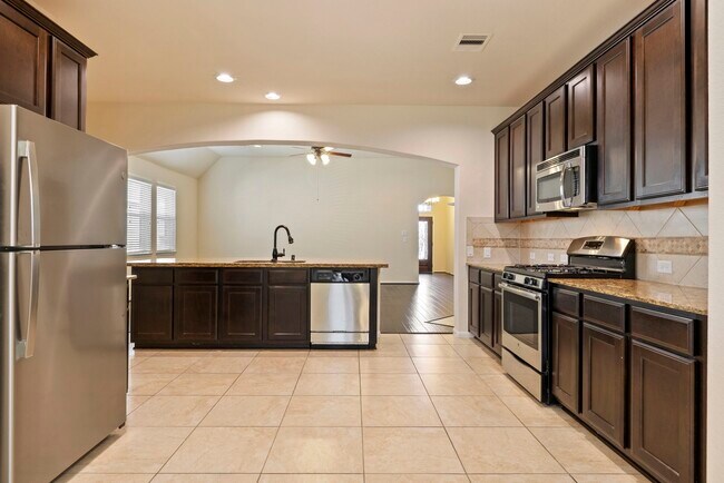 Building Photo - 3310 Retama Falls Ln