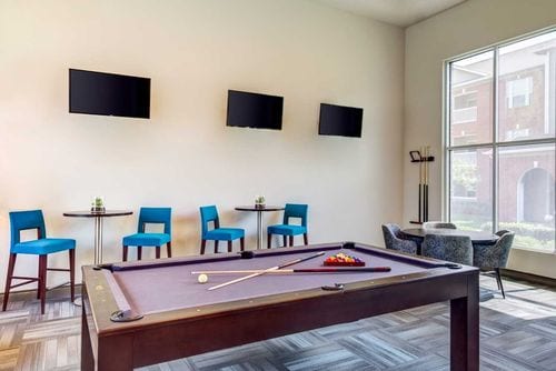 Building Photo - 3720 College Park Dr