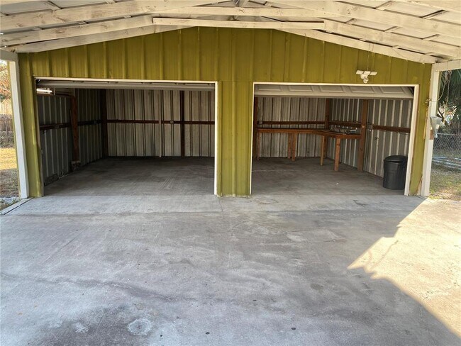 Building Photo - 2302 Cochran St